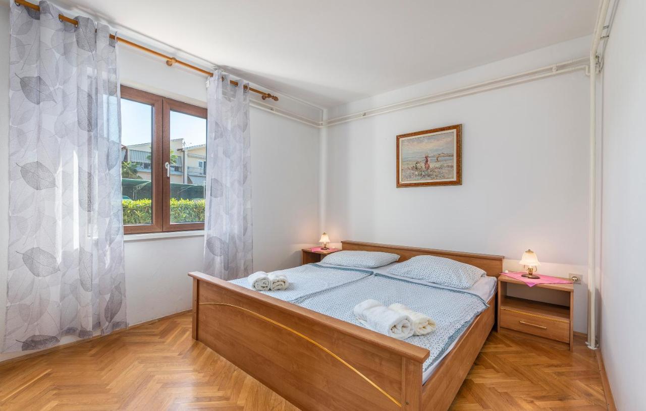 Apartments Feniks Πόρετς Εξωτερικό φωτογραφία